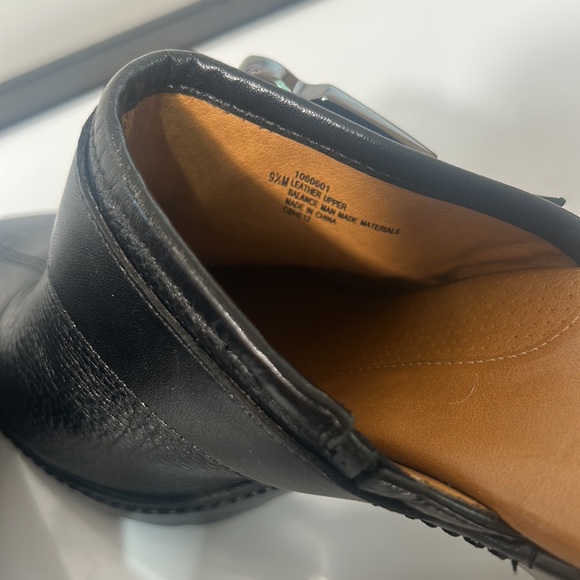 SOFFT BLACK LEATHER CLOGS MULE WITH SIDE BUCKLE IN SIZE 9.5 M - Picture 11 of 11